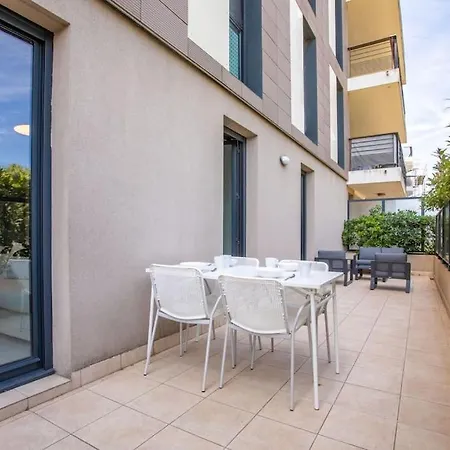 46m2 Neuf Pres Vieux Port Et Plages Apartment *